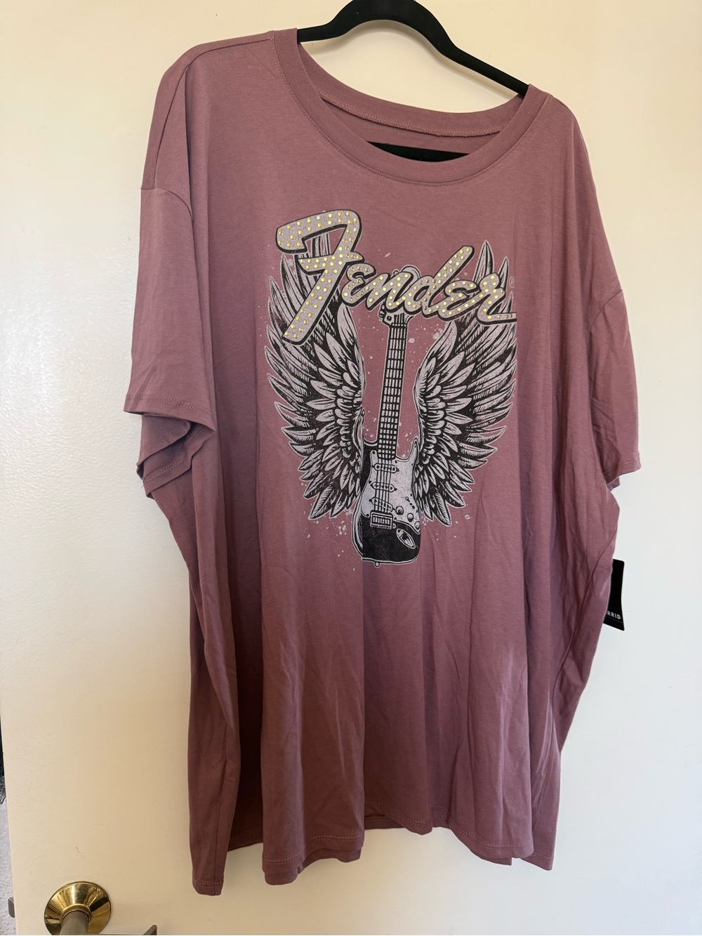 NWT Torrid Fender Relaxed Crew Short Sleeve Tee in Size 4